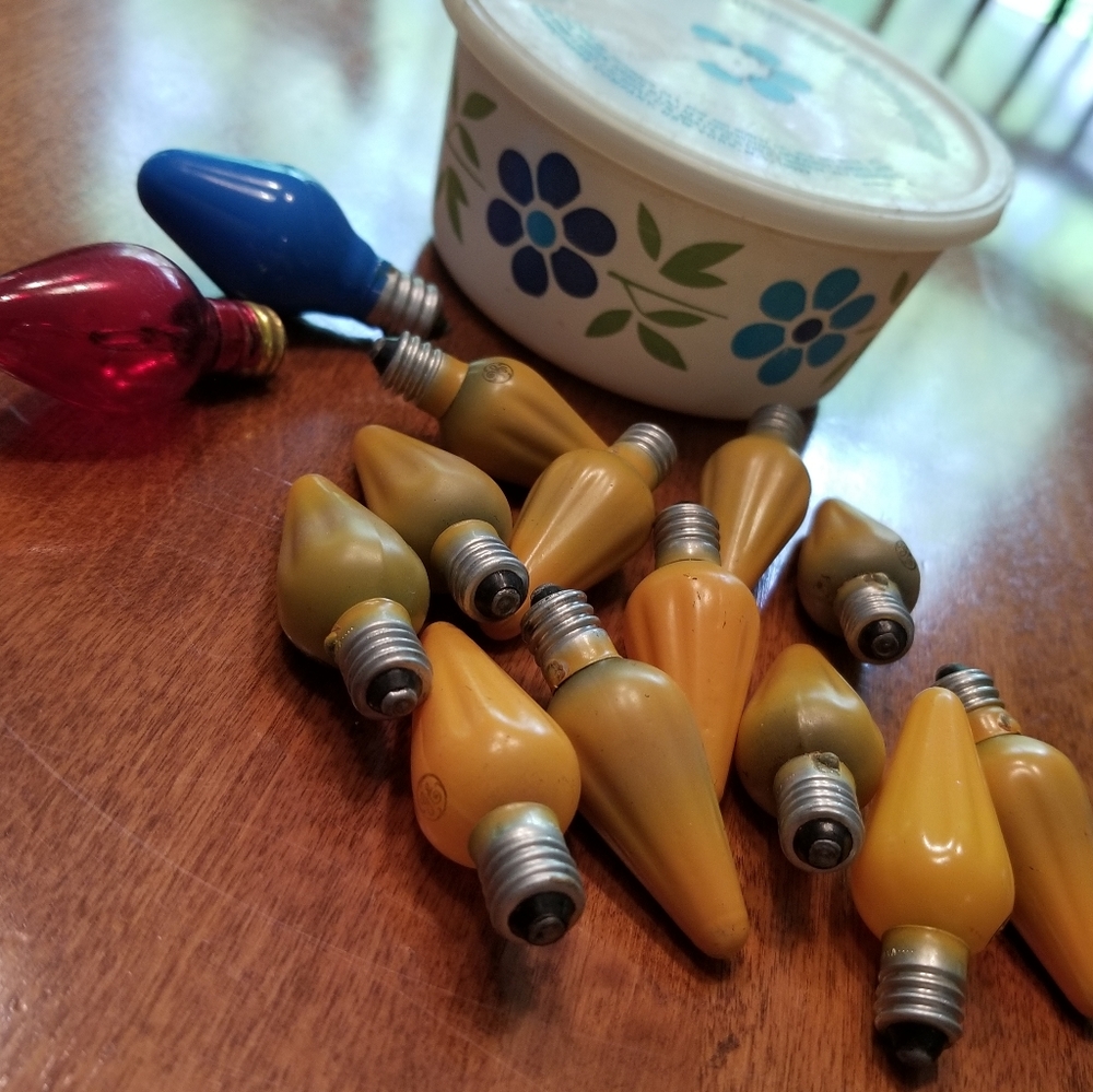 Vintage bulbs for candle holders